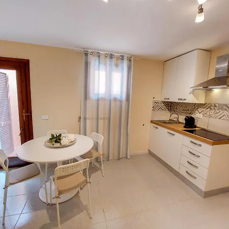 Apartment Locazione Turistica Molara 2 *